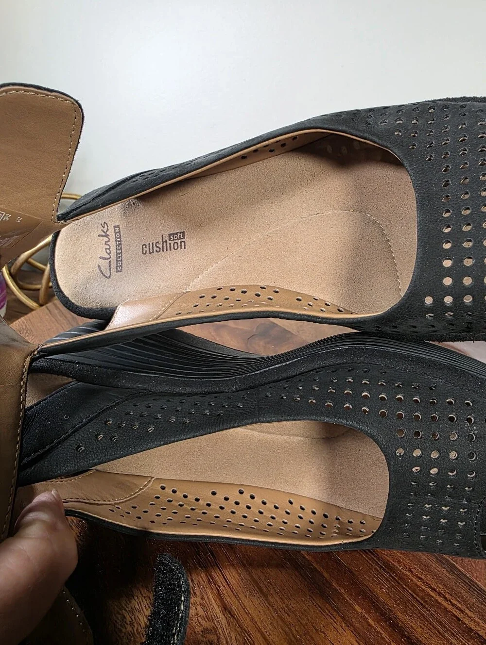 Clarks Reedly Salene Black Nubuck Leather Wedge Sandals Size 6.5